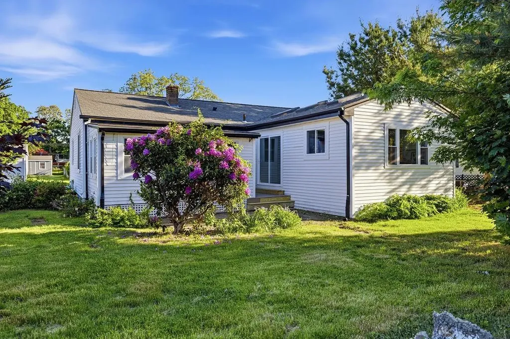 9 San Juan Drive Bristol RI 02809