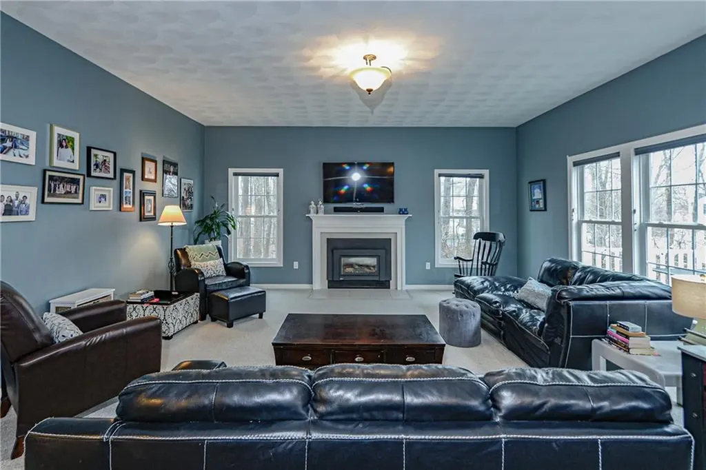 394 Westmoreland Lane North Kingstown RI 02874