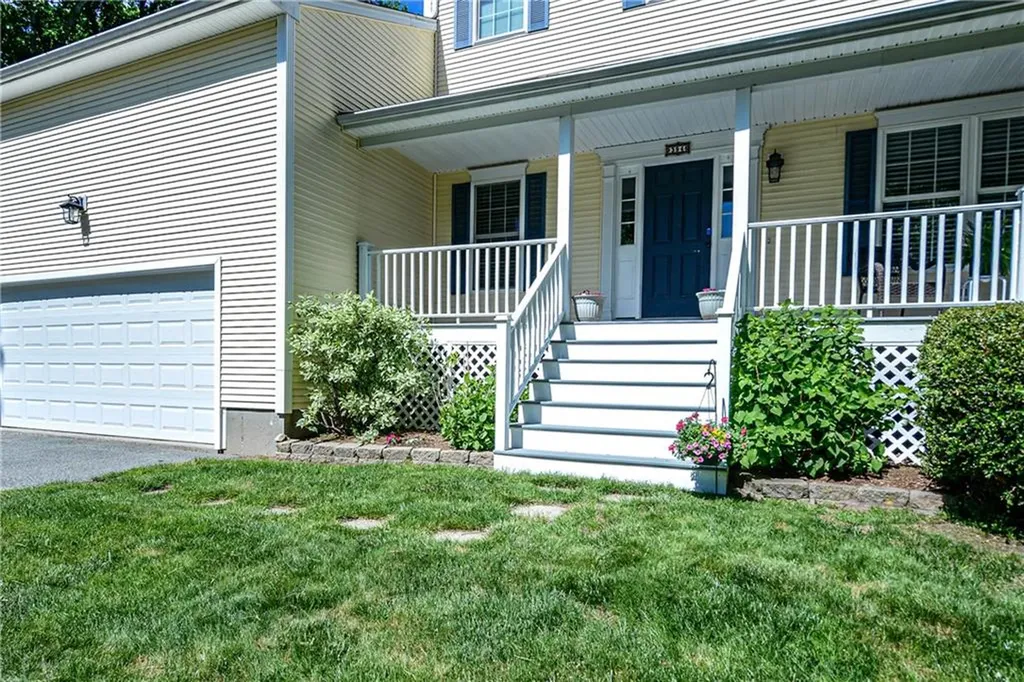 394 Westmoreland Lane North Kingstown RI 02874