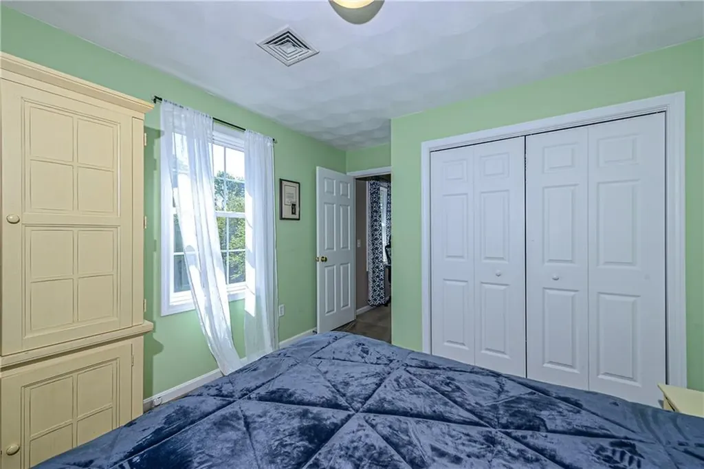 394 Westmoreland Lane North Kingstown RI 02874