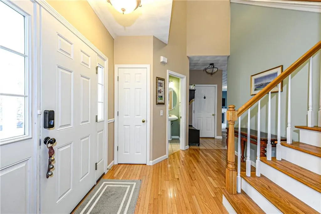 394 Westmoreland Lane North Kingstown RI 02874