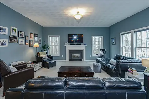 394 Westmoreland Lane North Kingstown RI 02874