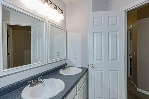 394 Westmoreland Lane North Kingstown RI 02874