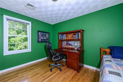 394 Westmoreland Lane North Kingstown RI 02874
