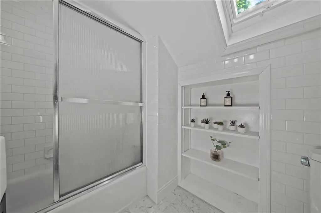2 Lasalle Place Newport RI 02840