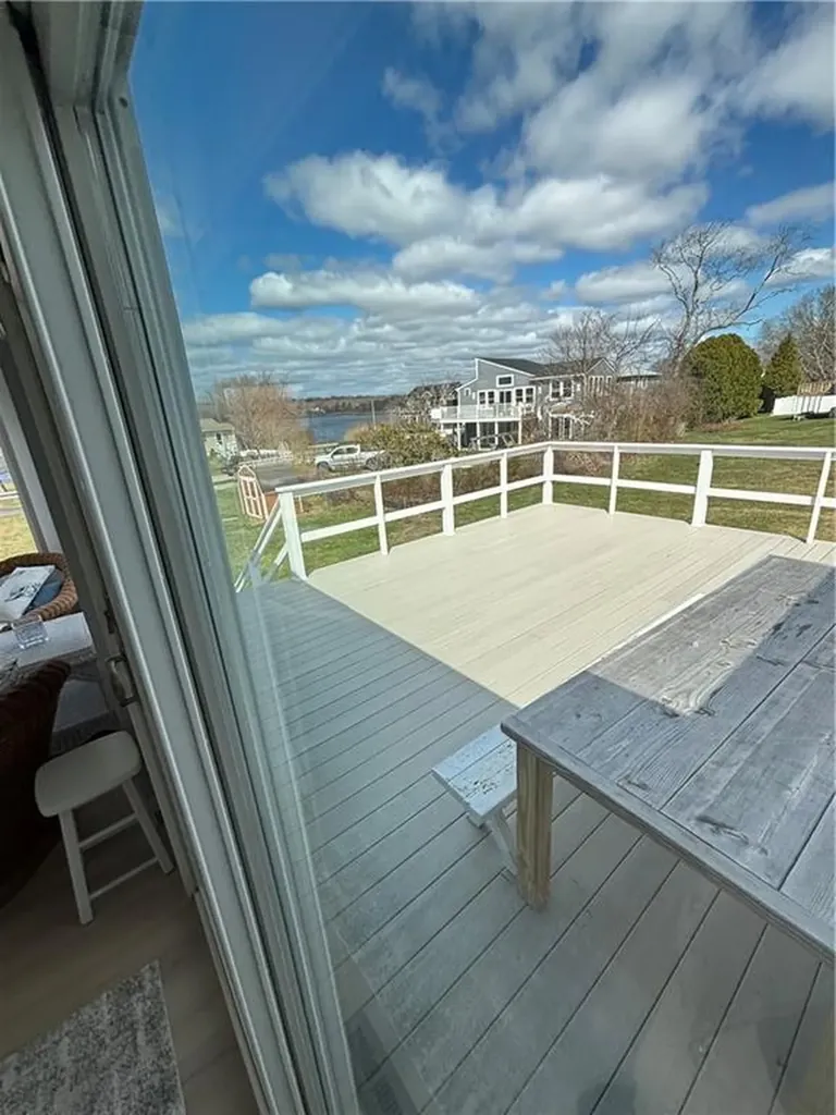 53 Bayberry Road Narragansett RI 02882