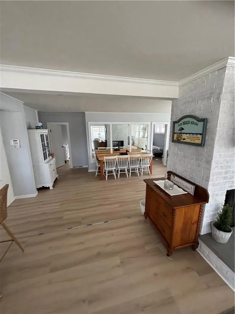53 Bayberry Road Narragansett RI 02882