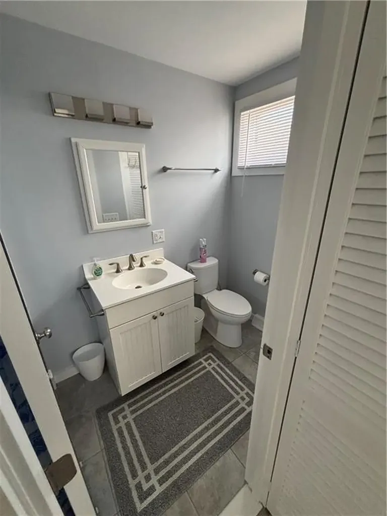53 Bayberry Road Narragansett RI 02882