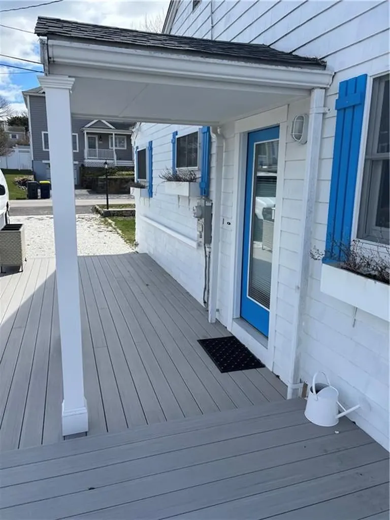 53 Bayberry Road Narragansett RI 02882