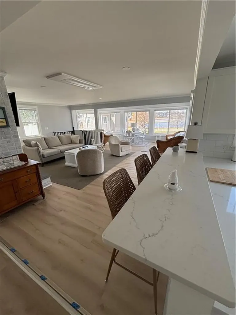 53 Bayberry Road Narragansett RI 02882