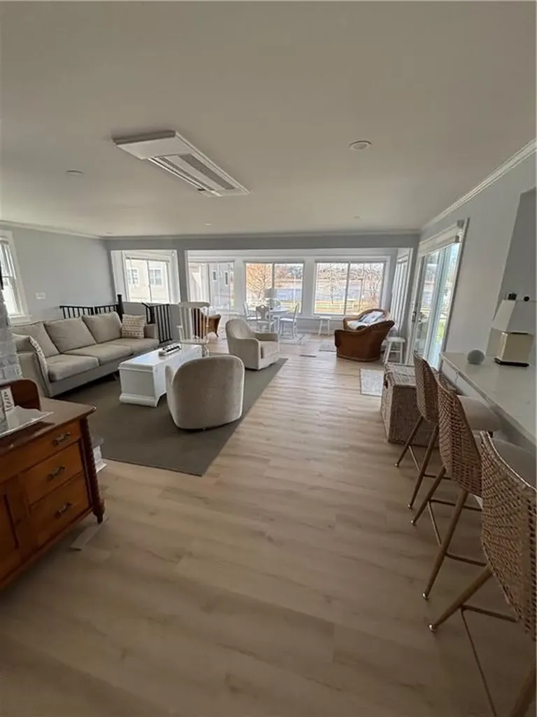 53 Bayberry Road Narragansett RI 02882