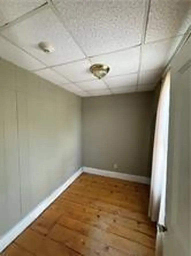 498 Broadway Avenue Providence RI 02909