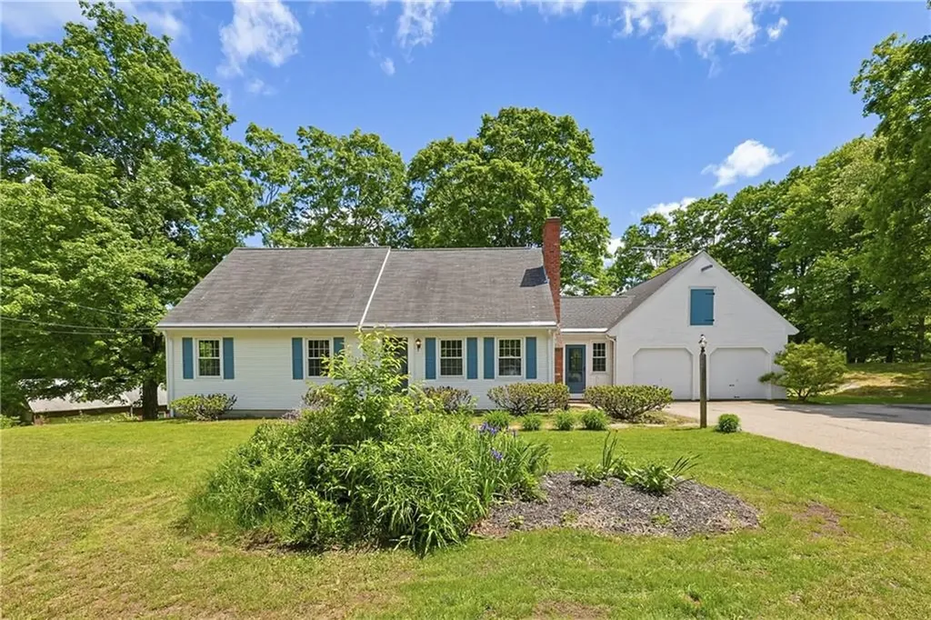 281 Scott Road Cumberland RI 02864