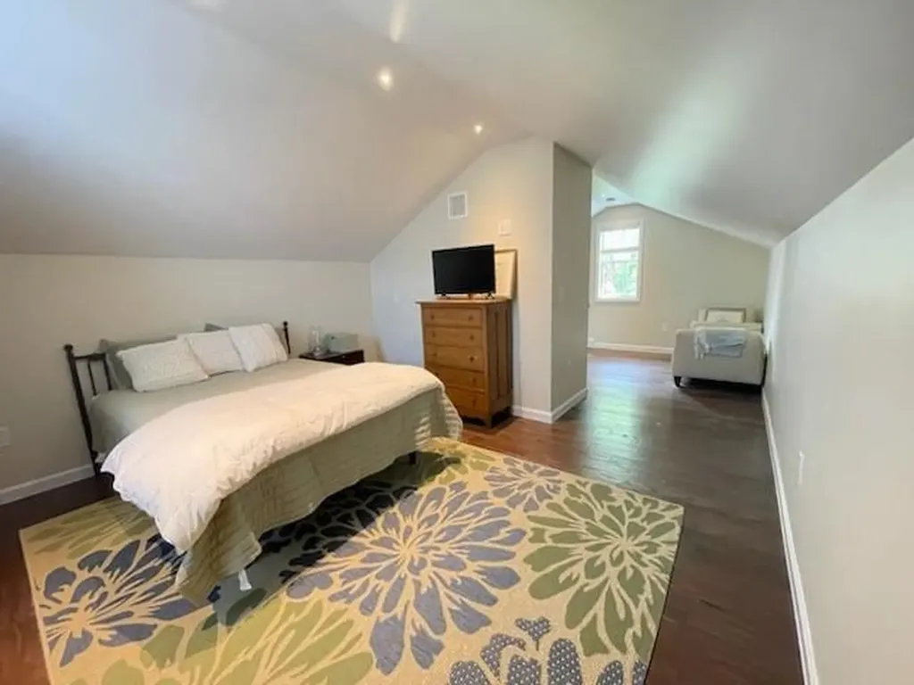 24 Anthony Street Newport RI 02840