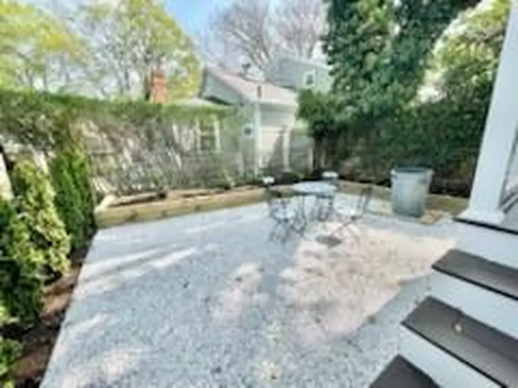 24 Anthony Street Newport RI 02840