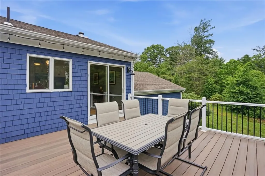 7 Fox Ridge Drive Richmond RI 02898