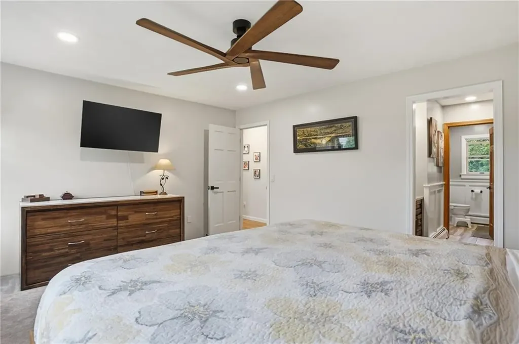 7 Fox Ridge Drive Richmond RI 02898