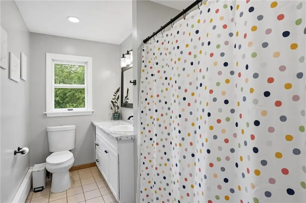 7 Fox Ridge Drive Richmond RI 02898