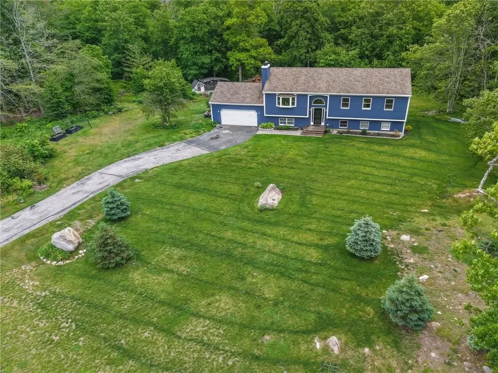 7 Fox Ridge Drive Richmond RI 02898
