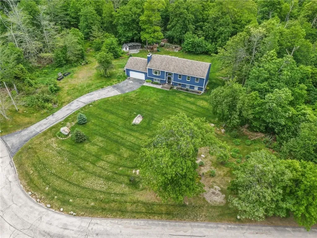 7 Fox Ridge Drive Richmond RI 02898