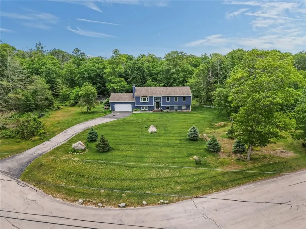 7 Fox Ridge Drive Richmond RI 02898