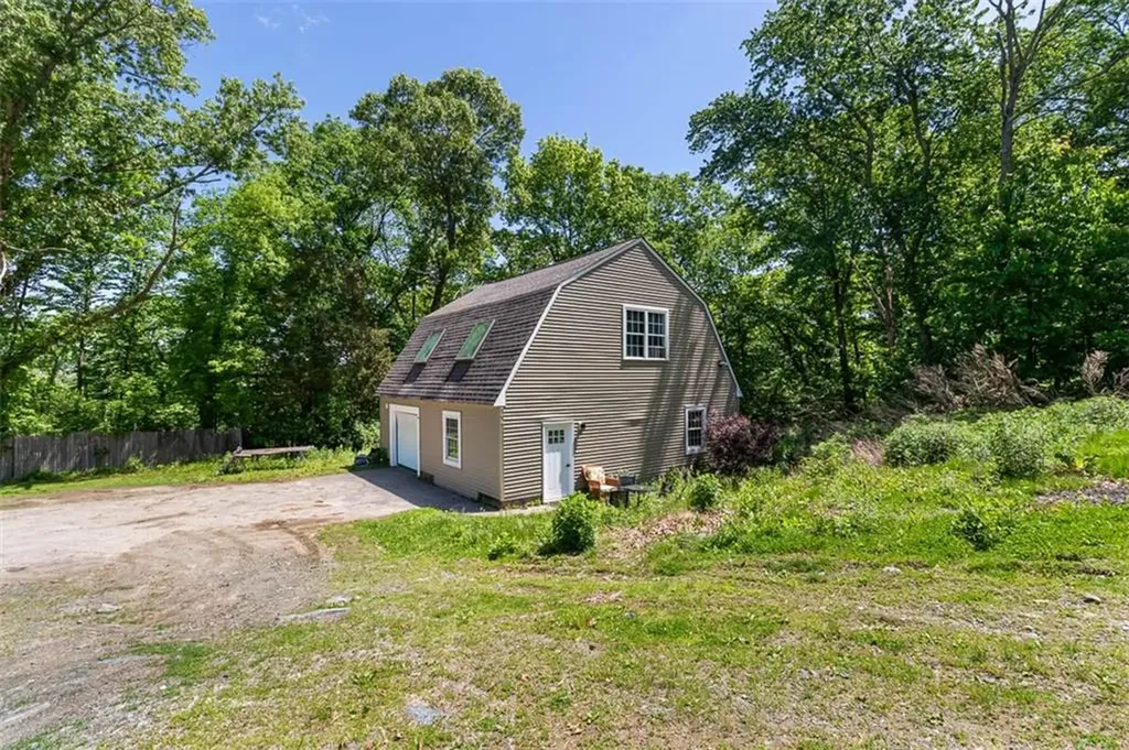 41 Dexter Rock Road Lincoln RI 02865