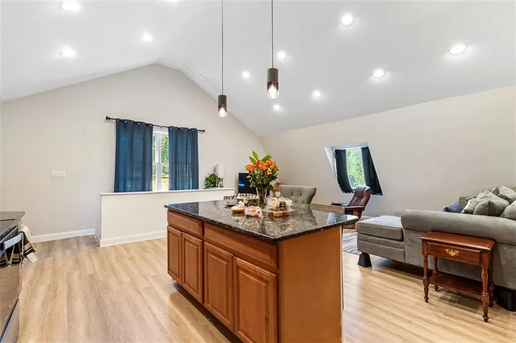 41 Dexter Rock Road Lincoln RI 02865