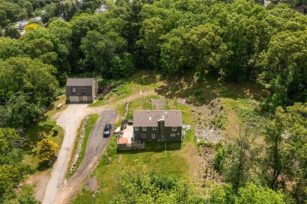 41 Dexter Rock Road Lincoln RI 02865