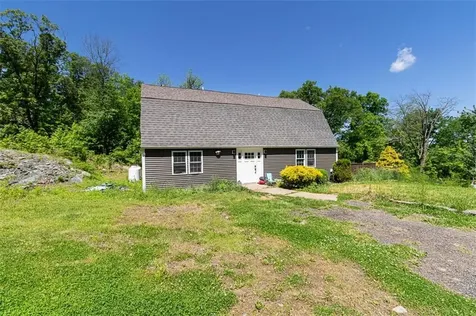 41 Dexter Rock Road Lincoln RI 02865