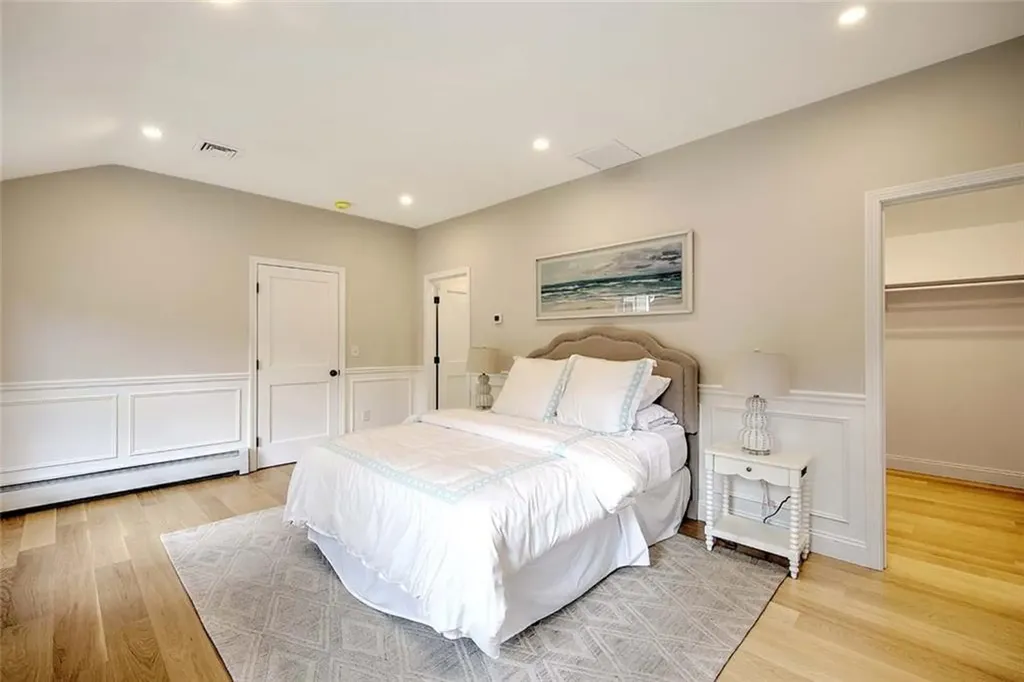 1 Cheshire Drive Barrington RI 02806