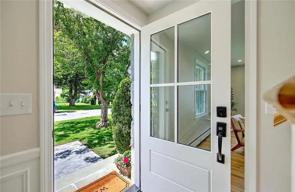 1 Cheshire Drive Barrington RI 02806