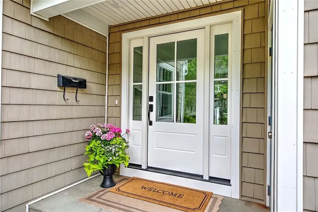1 Cheshire Drive Barrington RI 02806