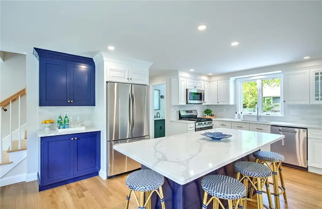1 Cheshire Drive Barrington RI 02806