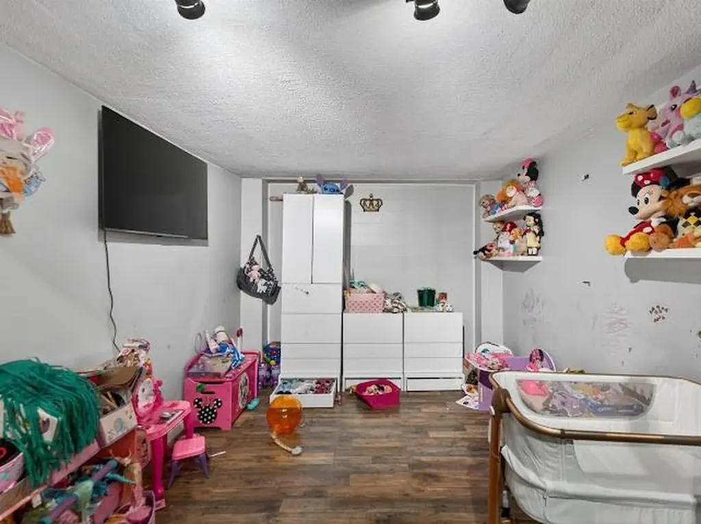 134 Sterry Street Pawtucket RI 02860