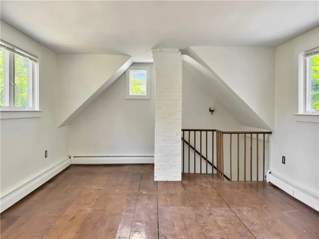 33 Indian Pond Road Kingston MA 02364