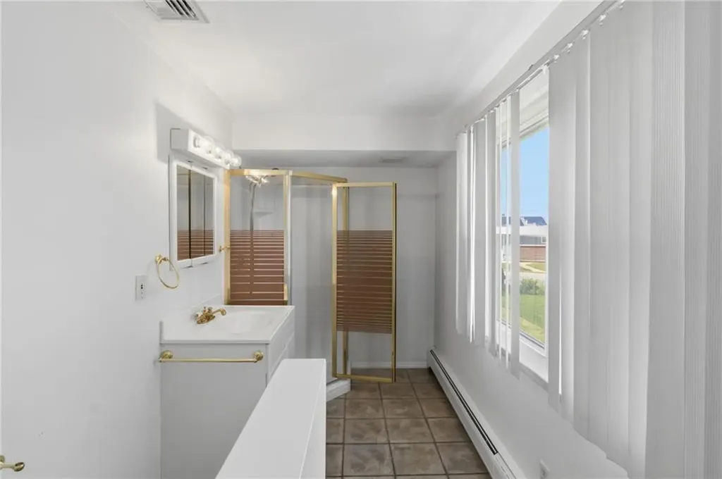 216 Toledo Avenue Pawtucket RI 02860