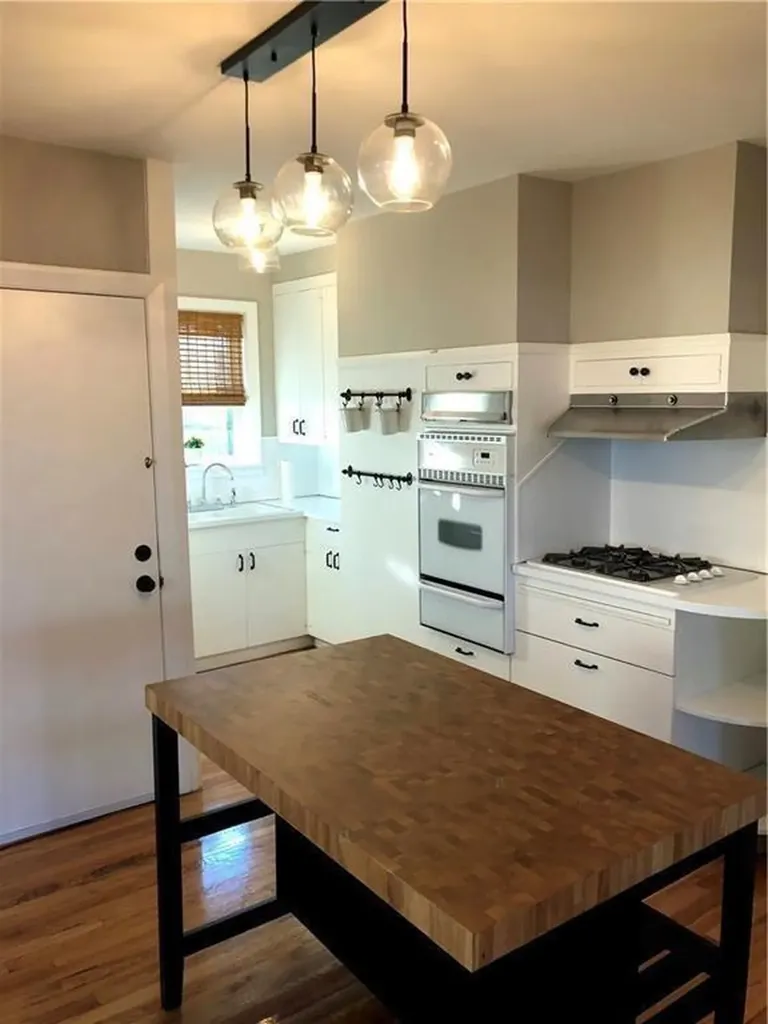 73 Overhill Road Providence RI 02906