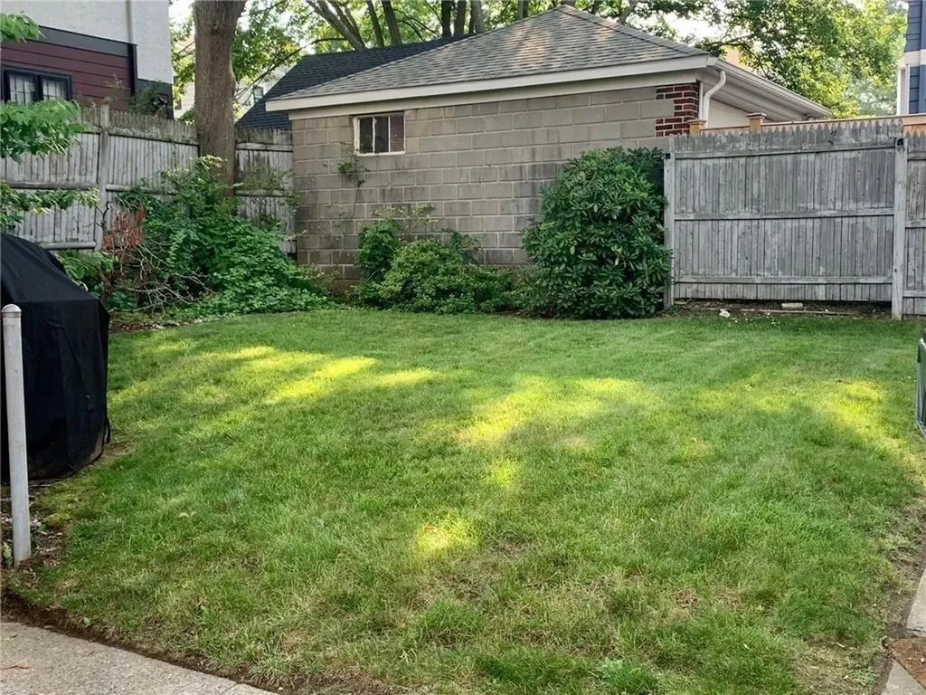 73 Overhill Road Providence RI 02906