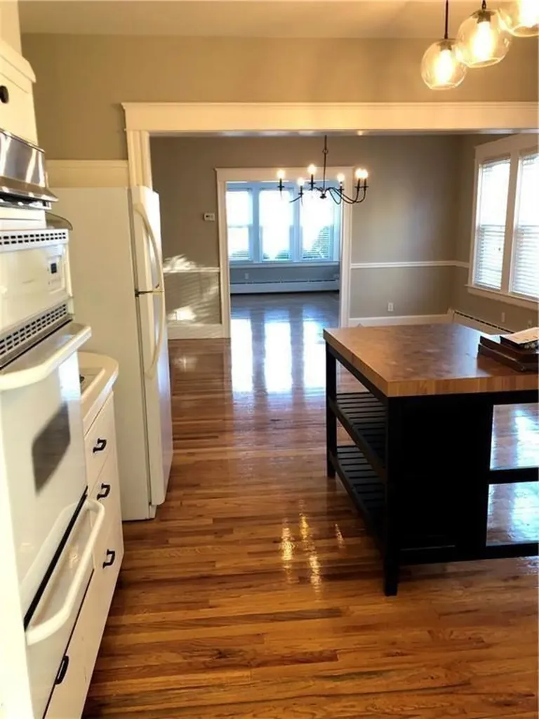73 Overhill Road Providence RI 02906