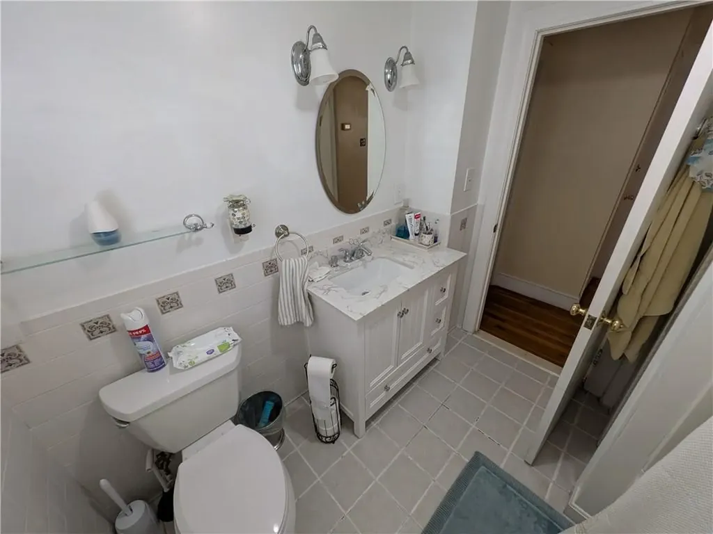 326 Sharon Street Providence RI 02908