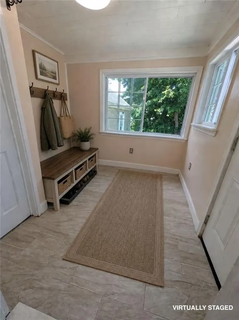 326 Sharon Street Providence RI 02908