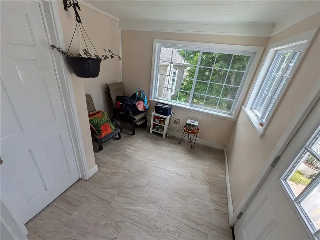 326 Sharon Street Providence RI 02908