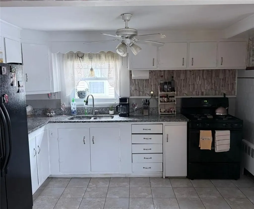 326 Sharon Street Providence RI 02908