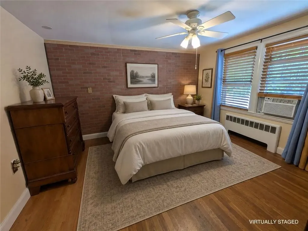326 Sharon Street Providence RI 02908