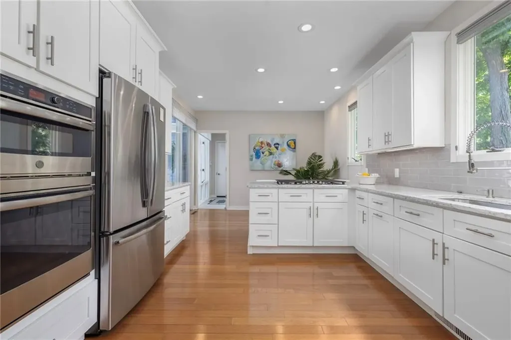 45 Bagy Wrinkle Cove Warren RI 02885