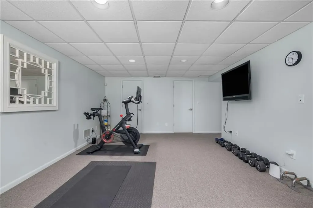 45 Bagy Wrinkle Cove Warren RI 02885