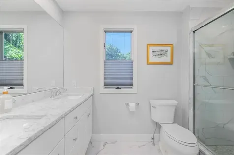 45 Bagy Wrinkle Cove Warren RI 02885