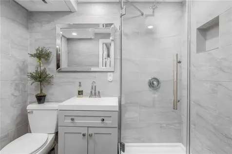 45 Bagy Wrinkle Cove Warren RI 02885