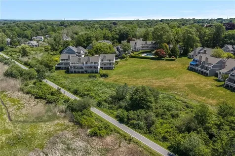 45 Bagy Wrinkle Cove Warren RI 02885