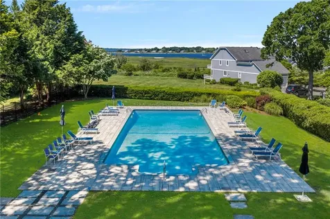 45 Bagy Wrinkle Cove Warren RI 02885